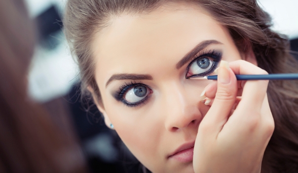 how-to-wing-my-eyeliner