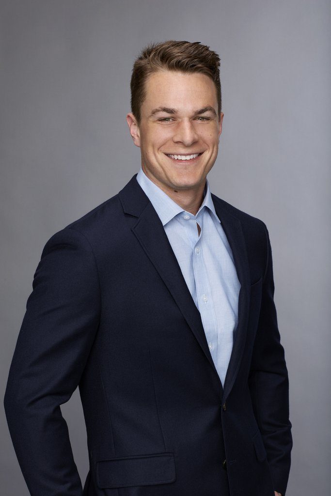 Grant-the-Bachelorette-2018-contestant