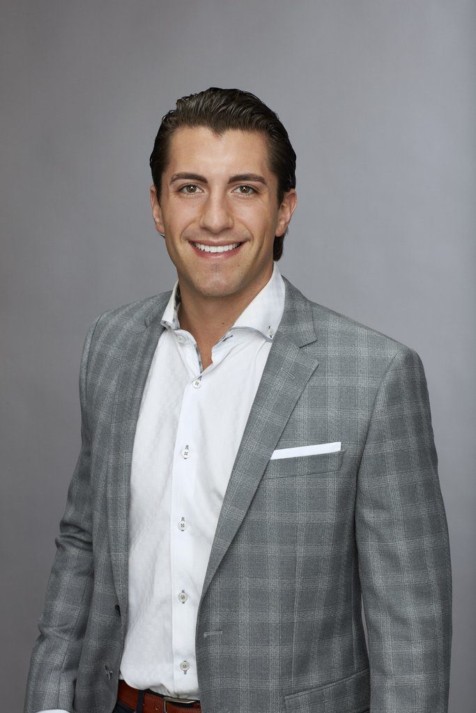 Jason-the-Bachelorette-2018-contestant