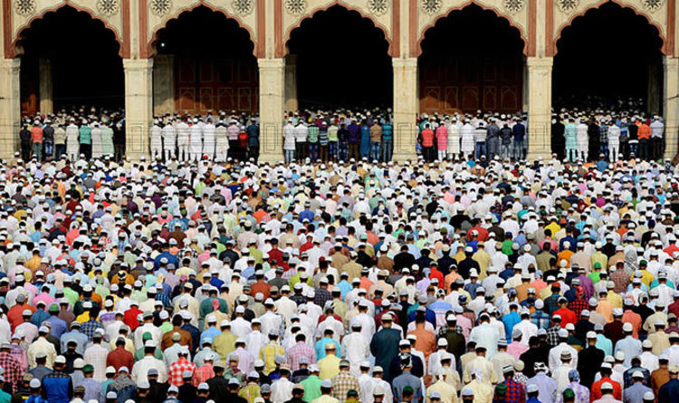 eid 2018 customs - how muslims celebrate eid
