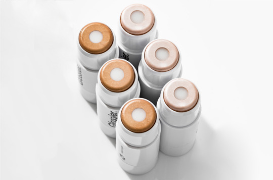 GLOSSIER Haloscope Highlighters To Buy In 2018