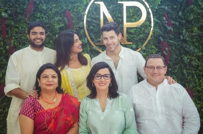 Priyanka Chopra And Nick Jonas Engagement Pictures