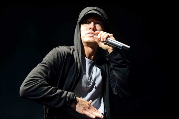 Eminem' Kamikaze Topping Charts