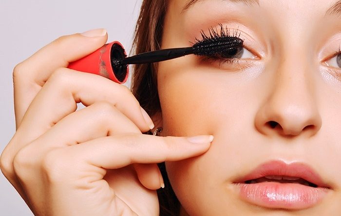 Best Mascara On The Market To Buy in 2018 - Top Mascara Brands 2018