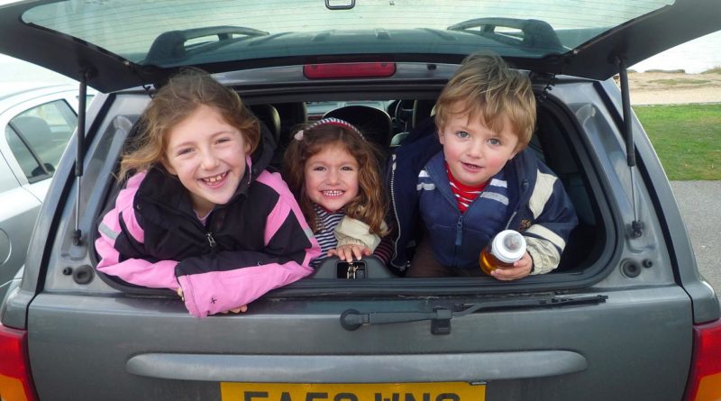 TOP 7 Easy Car Activities for Traveling Families!