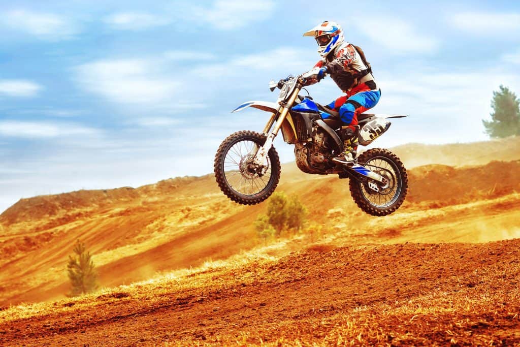 Ultimate Beginner’s Guide to Dirt Biking & Dirt Bikes
