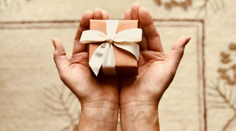 Tips for Choosing the Perfect Gift