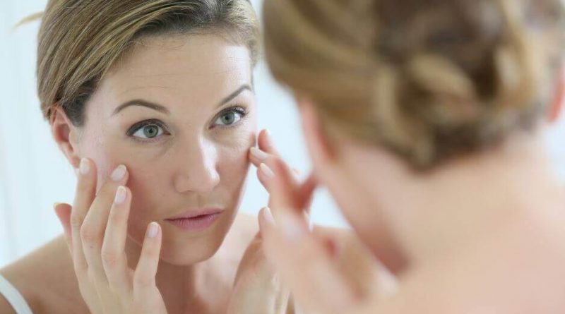 5 Habits That Cause Your Skin Age Faster