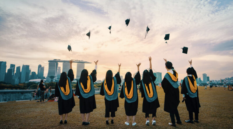 Why you should get a University degree in Singapore - 2022 - trendmut