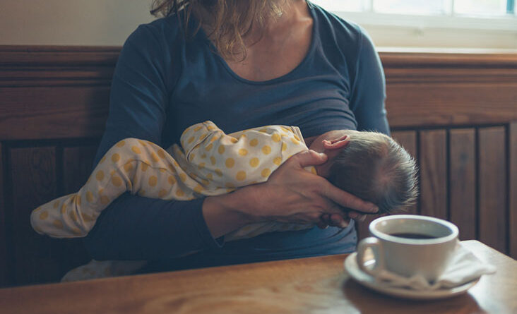 5 Essential Things Every Nursing Mothers Should Have