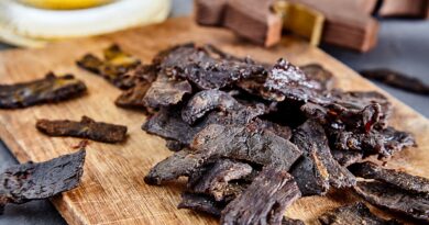 How to Choose the Freshest Deer Jerky Online